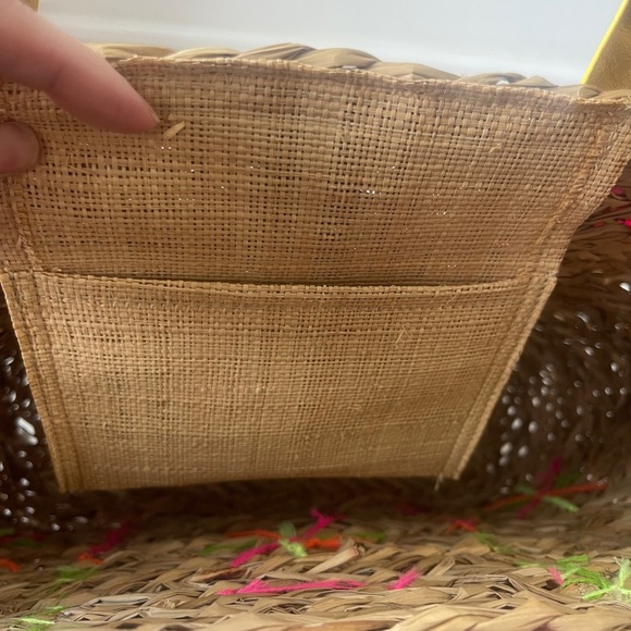 Lilly Pulitzer Straw Baja Tassel Pompom Colorful Tote Beach Pool Vacation - Picture 4 of 9